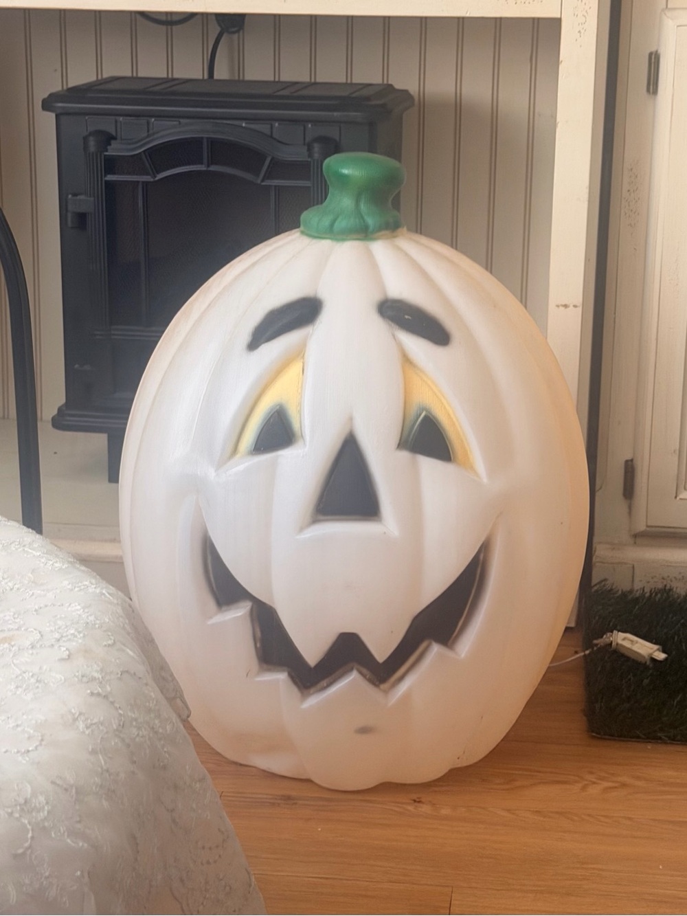 Vintage White Light-Up Halloween Pumpkin Decoration with Green Stem